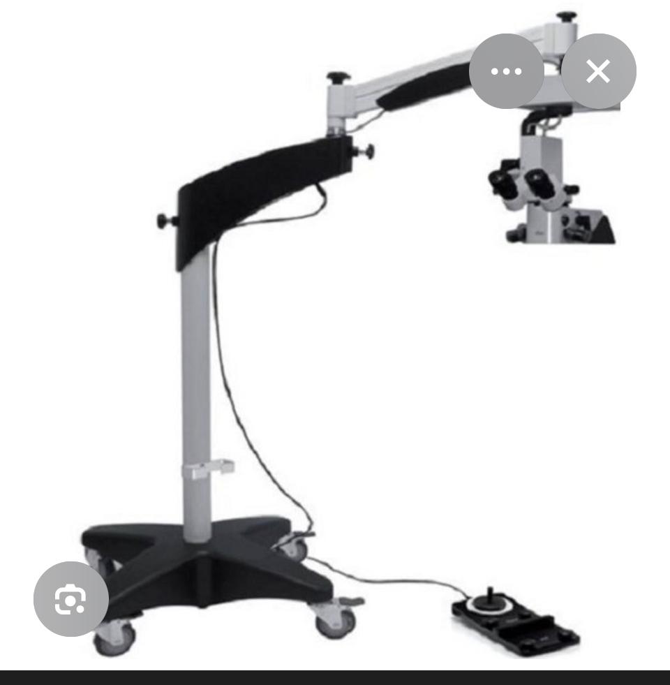 Leica ophthalmic operating microscope